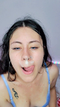 Hot Cum on My Horny Friend's Face
