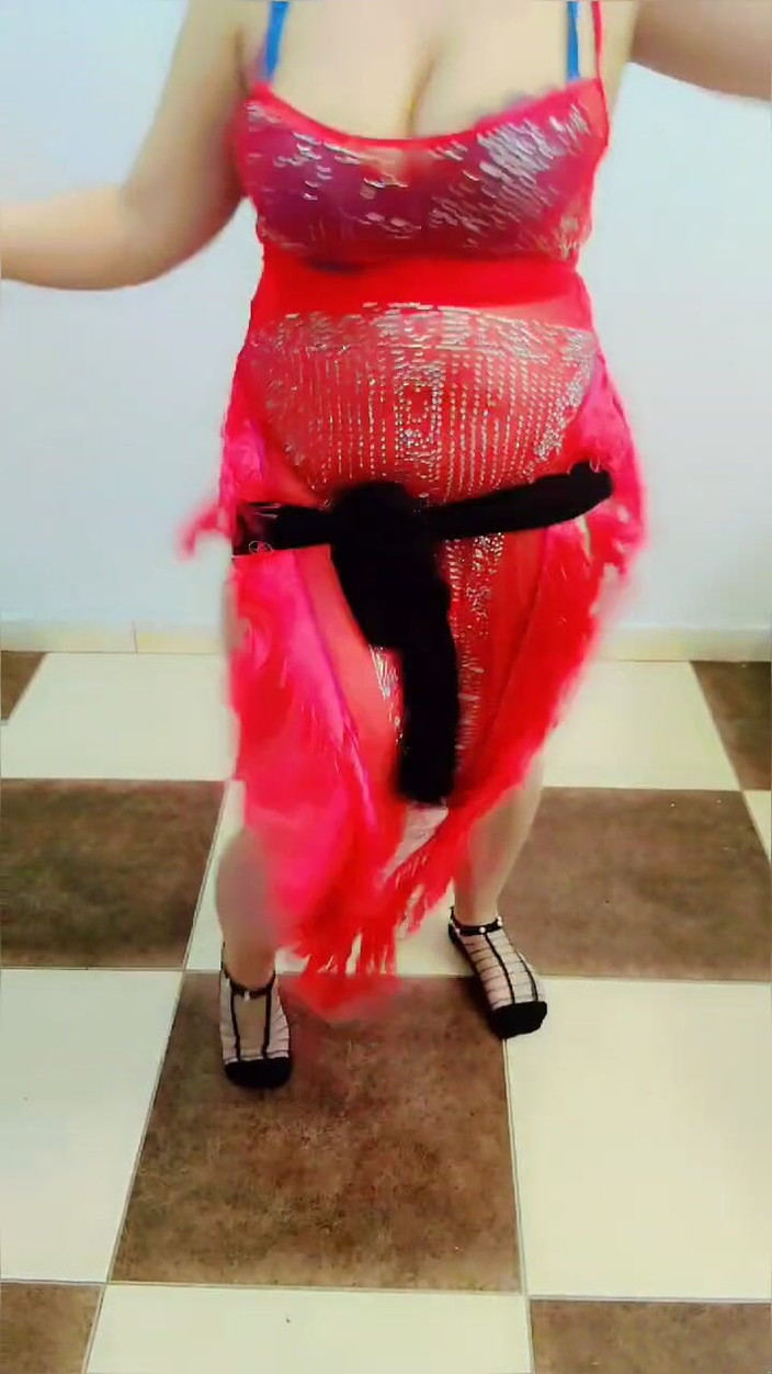 Six my and wife: Cur arab Șase