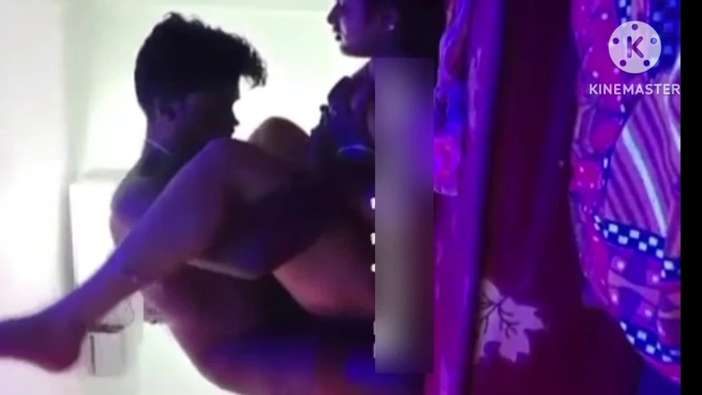 Indian porngirl: Суман Бхабхі займається сексом з сусідським хлопцем