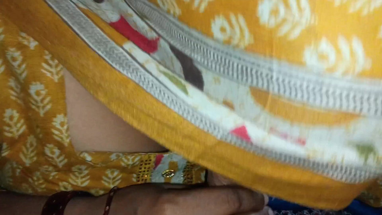 Sexy_girl_nehu: Indische Bhabhi beste pijpbeurt, cumshot in de mond