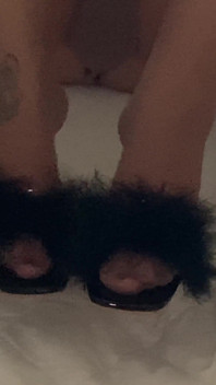 Sekretaris pantat besar dalam pantyhose, tweerka di webcam