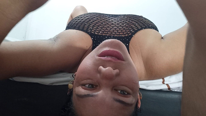 Valkyrie and Luigy Couple: Menghisap telur deepthroat testis terikat