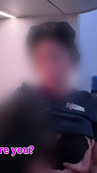 Assistente di volo e in aereo sesso mi fa erezione ancora eiaculazione fino a quando non sono sul punto di eiaculazione