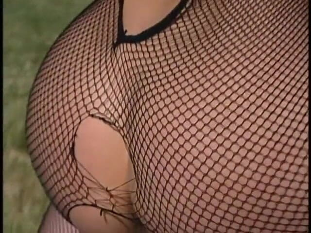 Outdoor Fucktivities: Inculata per questa ragazza appena rasata