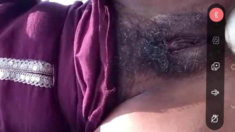 SunitaGf69: Desi Girlfriend Ko Bola Video Call Me Dikhana to O...