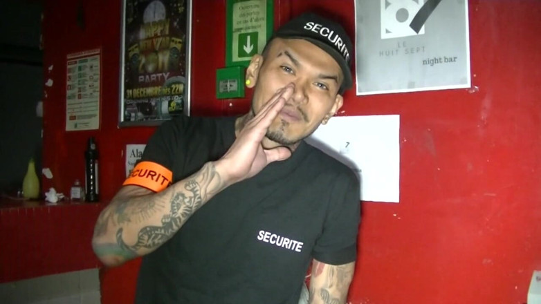 Crunch Boy: Feminate twink ošukaná bez kondomu Od Yaya Bravo v Paříži
