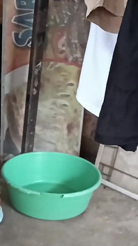 Он не может заставить меня бежать так скоро