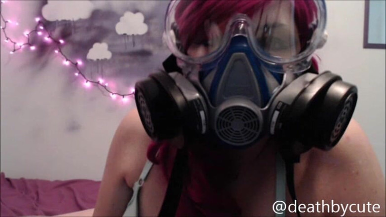 goddessjoules: Gas Mask Day 4