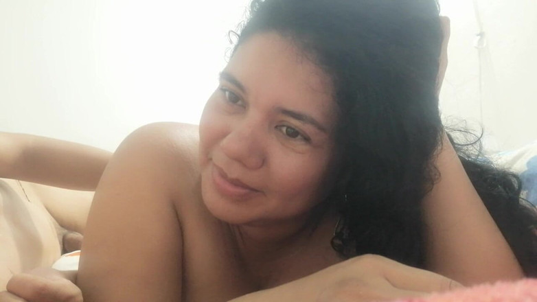 Valkyrie and Luigy Couple: Teman wanita jalang saya suka berkongkek