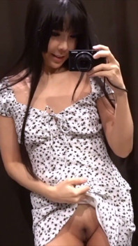 Tupido Coño En Vestidor Público