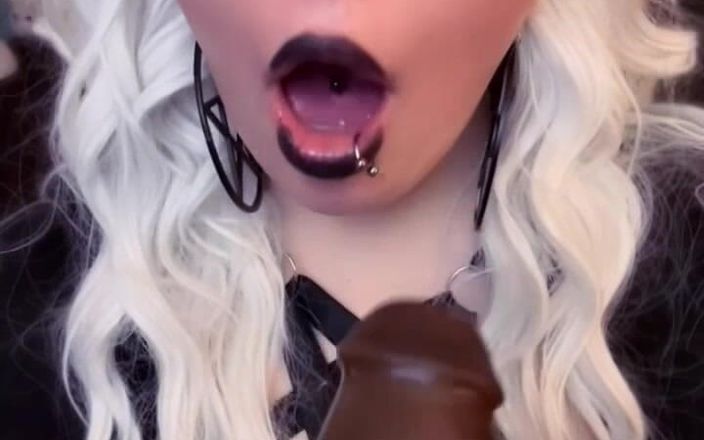 LexxiBakk: Goth Stepmommy BBC JOI