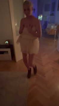 Nachbarn Meinen Arsch Gezeigt
