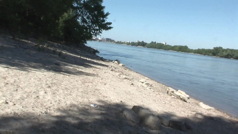 TuttiFruttiClub: Joven Rita River side casting