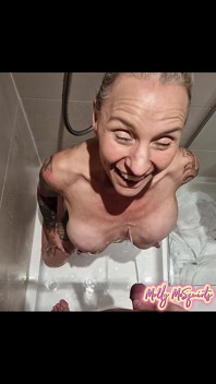 Eine dusche und pisse mit einem londoner