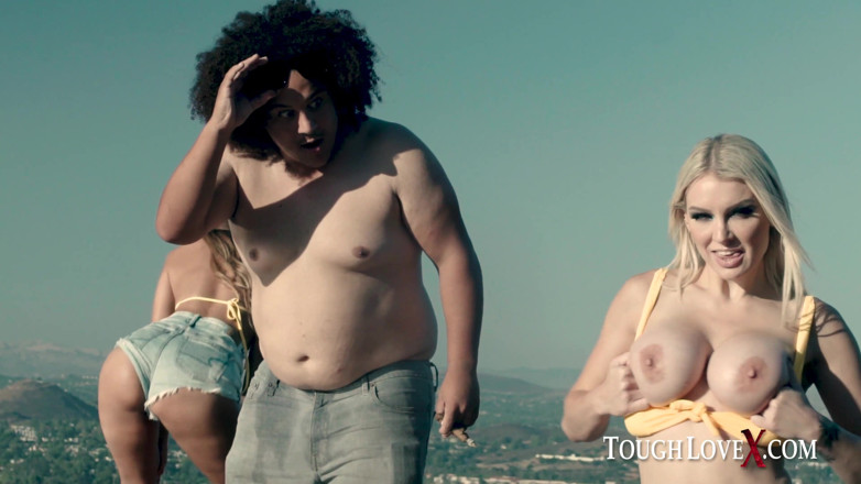 ToughLoveX: TOUGHLOVex - sfida troia con Kenzie Taylor