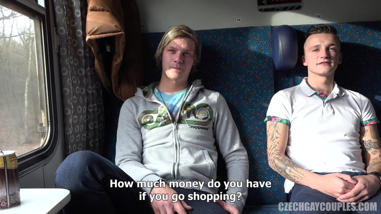 Czech Gay Couples: Czeskie pary gejowskie 4 wbite twinks - szybki Bang i Anal Cherry...