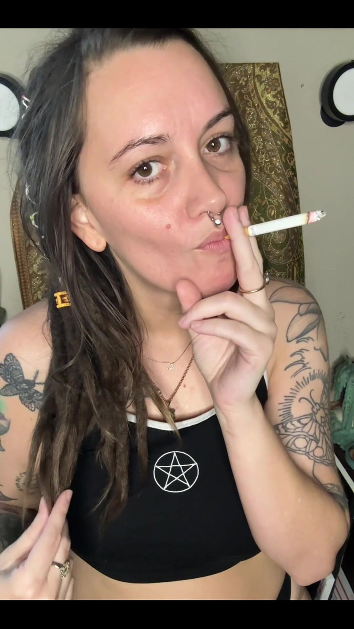 Chery Trees: बगल पूजा और धूम्रपान चेरी पेड़ों के साथ छेड़ना