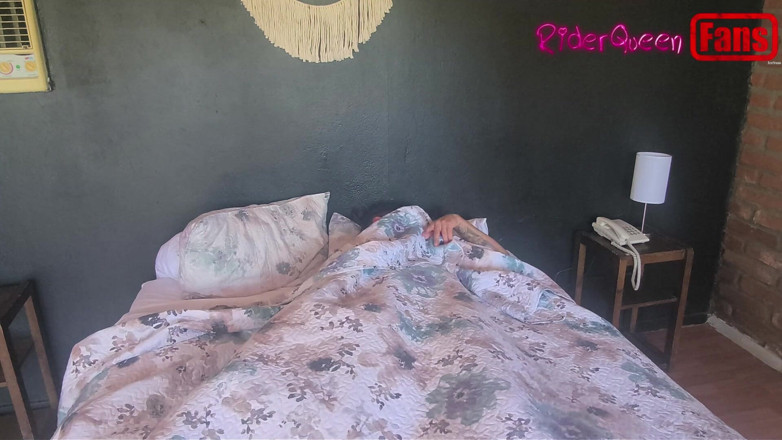 Riderqueen: BBW MILF Stepmom in Bed by Stepson