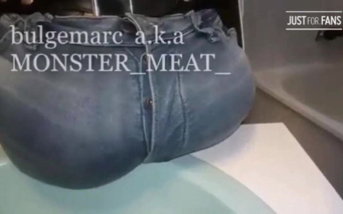 Monster meat studio: Video montase foto daging monster silikon besarku