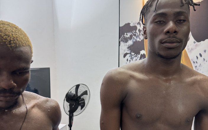 Sexy skinny: (parte 2) Mi Sono Fatto Troia per I Due Topi Cos...