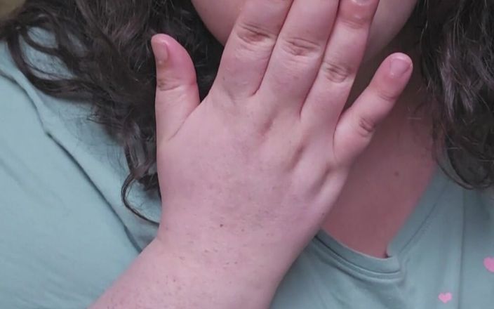 SSBBWLadyBrads: Гра богині з животом у ванній кімнаті