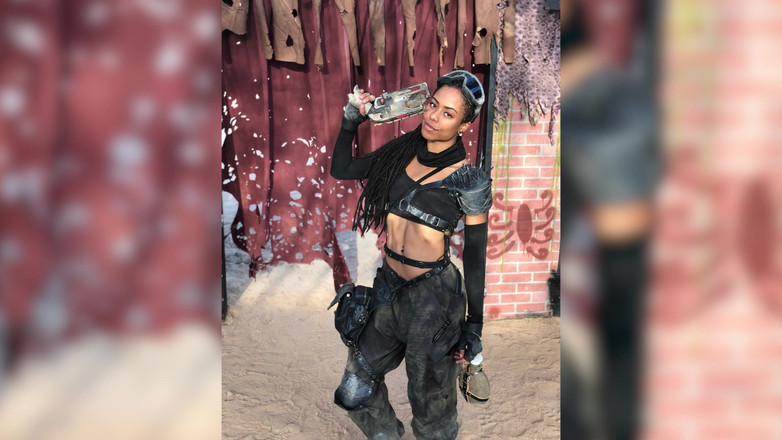 PornDudeCasting: Kira Noir