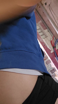 Chris_snoopy_91: 新的一周，新的一天，仍然在建筑工地上饥渴