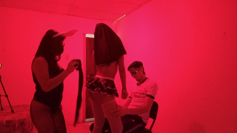 NEGRITA SEXY: The Birthday Boy Receives a Sexual Fantasy Dance. Two Women...