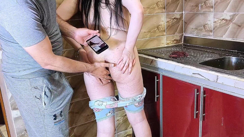 Basant Arab: Fuck My Wife in Kitchen Sex Arab Hot Couple