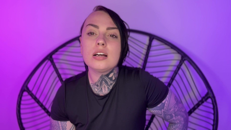 Miss Valentina: Ballbusting and Fucking