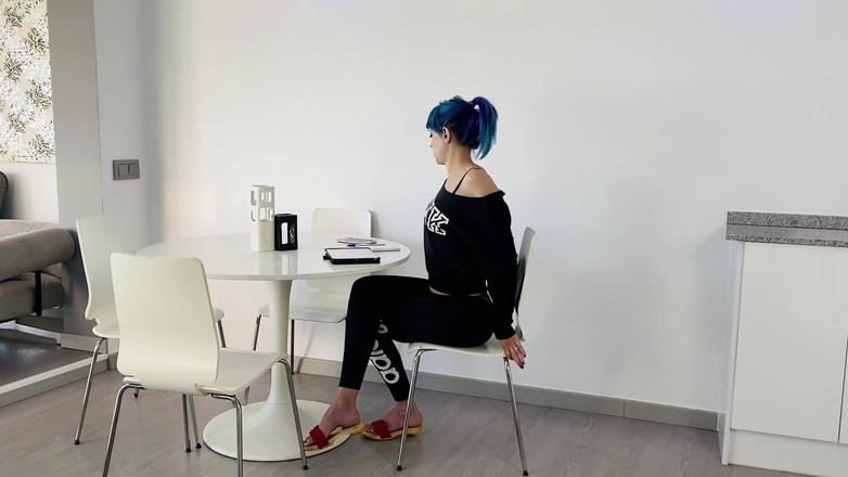 Candystart Videos: и захаживаю в офисе