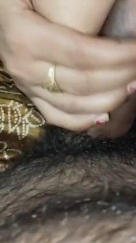 Priya Bhabhi zerżnięta przez Nighbor bardzo ciężko