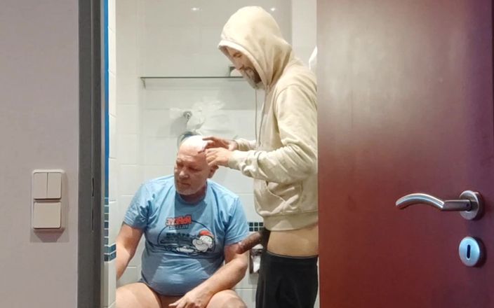 Dexterxxlfun: Paul me fode em segredo. Papai rabuda recebe um pau...