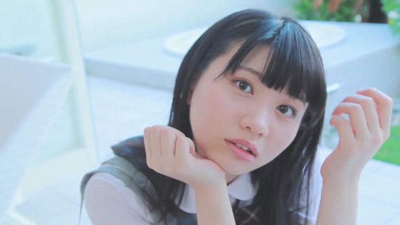 Strix: Ayaka Kasuga - verabschiedet sich von teenagern