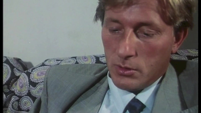 Inhonorof porn: Šuká Se Všemi, Ale Nemůže Se Udělat