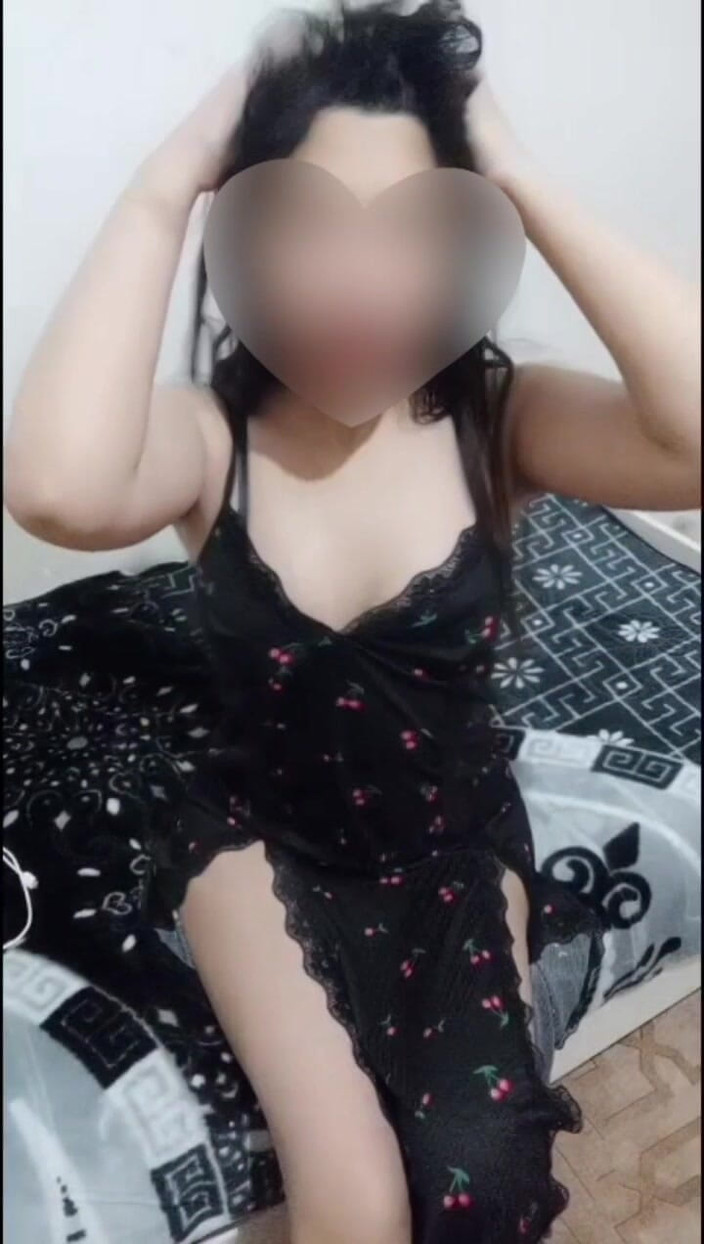 Amiramodel: Amira Melancap Dubur