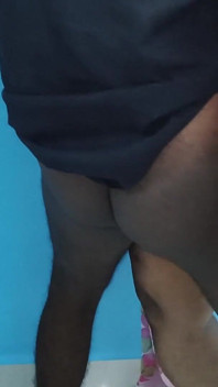 Tamil elbiseli terzi ateşli orta yaşlı seksi kadınla sikişiyor