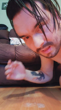 Slutclosetedfag futând o șarjă de spermă în curul meu
