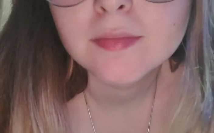 RavenHearth666VIP: Jeans Striptease.