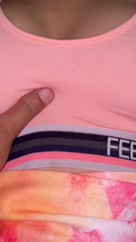 Suami desi India pulang ke rumah penat dari kerja dan isteri seksi berkata berkongkek tegar untuk memenuhi keinginan seksualnya