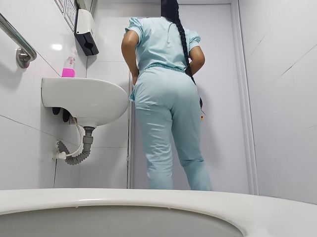 Bathroom Records Nurse (Kelsystar oficial)