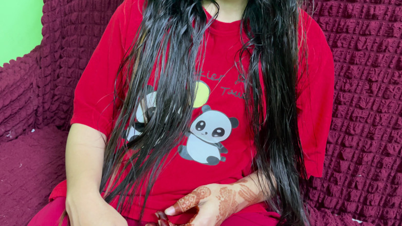 Riya Chowdhury: Mi sexy hermanastra india se pone muy feliz de follar...