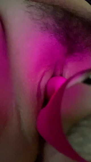 Hotwife0333: Fodendo minha buceta com vibrador