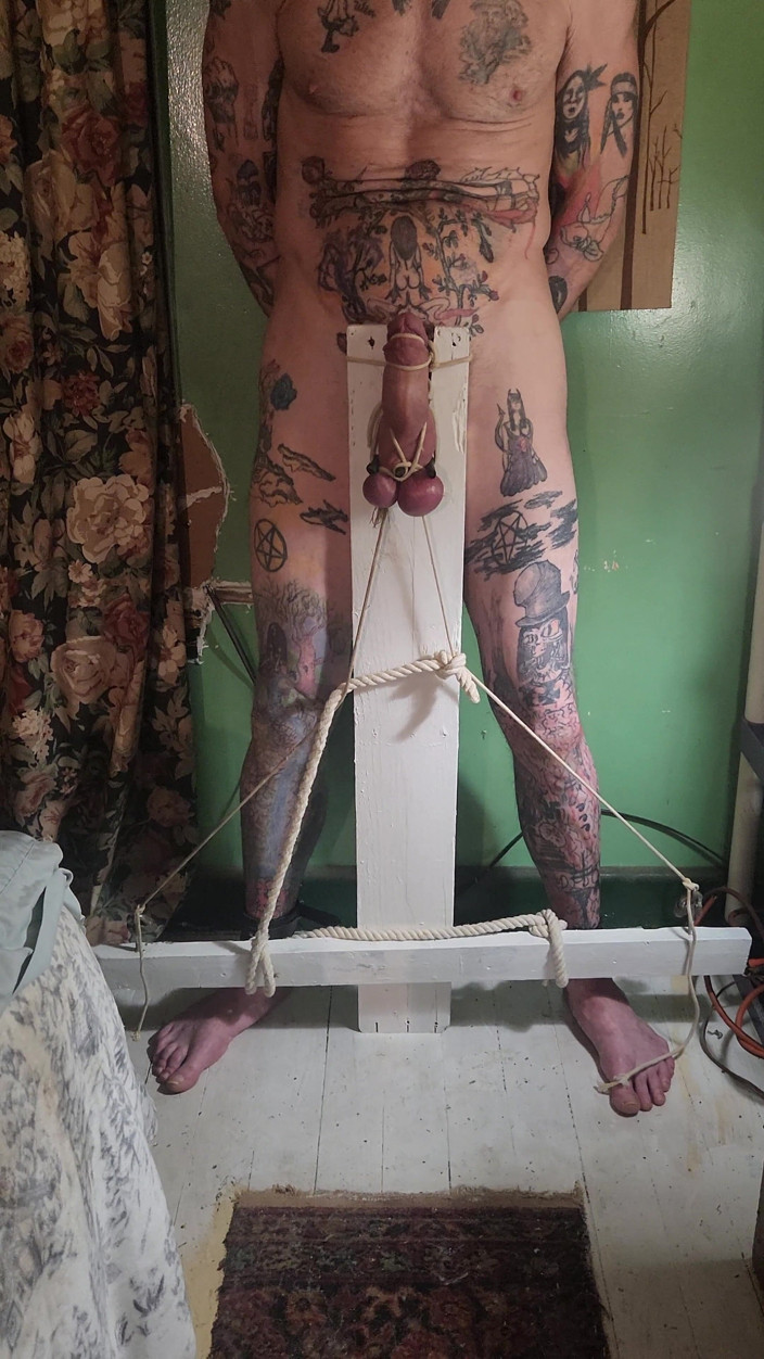 Goode Girl: Unholy Crucifix Ballbusting