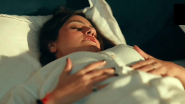 BoldkaAdda: Le belle coppie indiane fanno romanticismo e sesso godendo