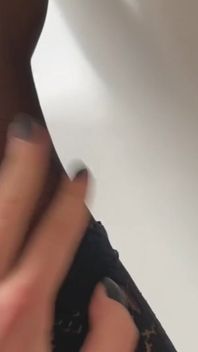 내 팬들 사이에 스타킹 애호가가 있습니까?