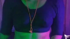 Une ammm tamoule enseigne le sexe à son beau-fils