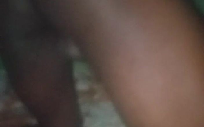 Badman4606: Me duele tanto el culo pero tengo que aguantarlo.