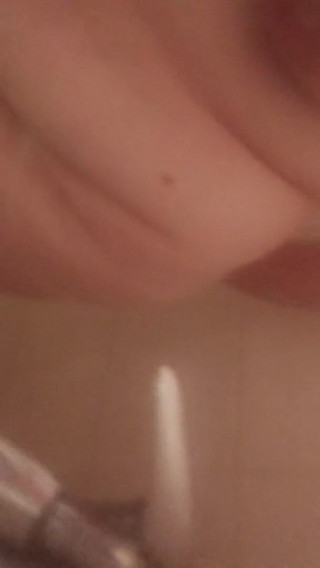 Mel the slut: 20220705_225143