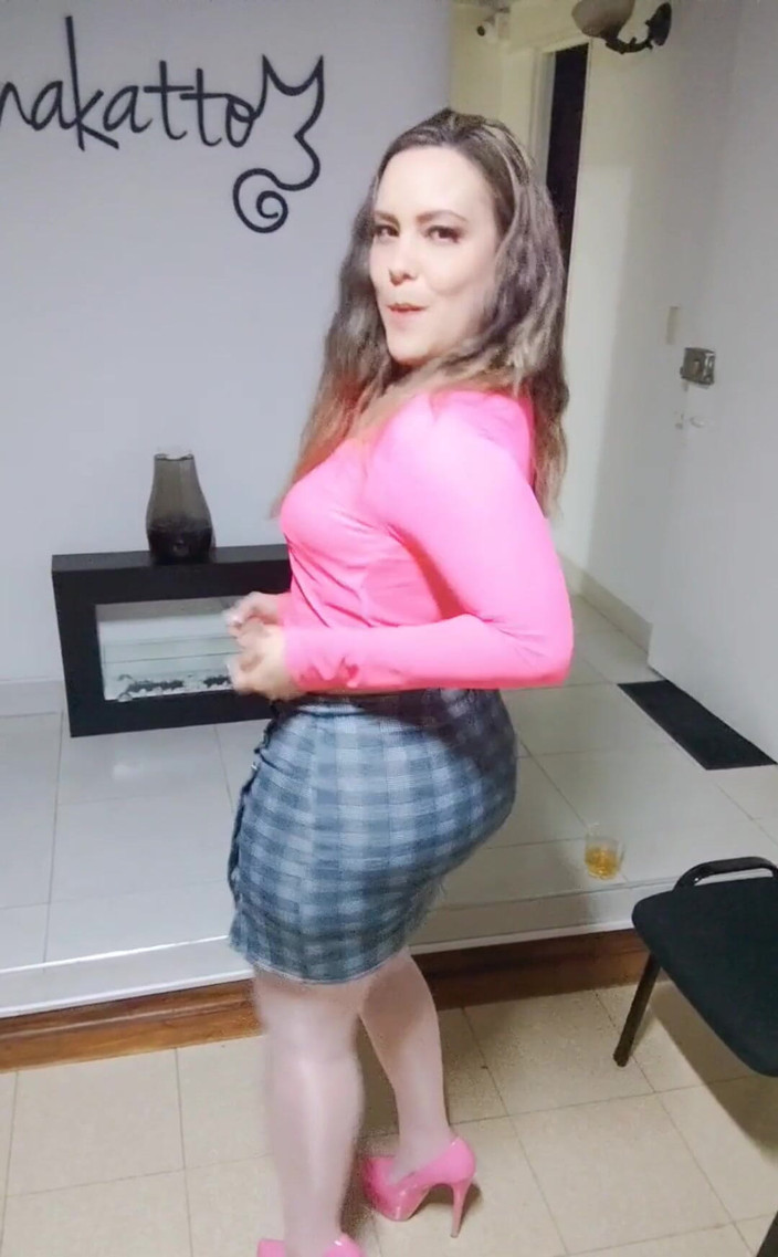 Miasincler: कार्यालय: गुरुवार की रात!